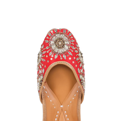 Crimson Radiance Embroidered Juttis