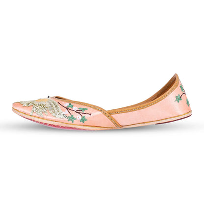 Peach Serenity Embroidered Juttis